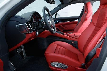 Porsche Panamera 4S, Cockpit