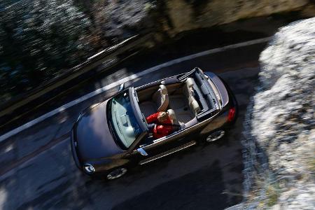 VW Beetle Cabrio 2.0 TDI, von oben