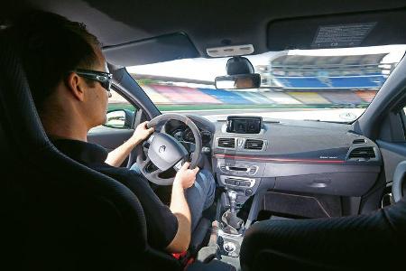 Renault Mégane R.S. Trophy TCe 275, Cockpit, Fahrersicht