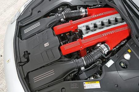 Ferrari F12 Berlinetta, Motor