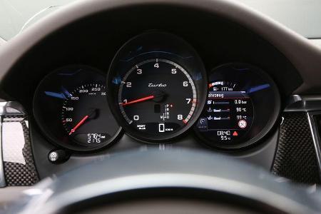 Porsche Macan Turbo, Rundinstrumente