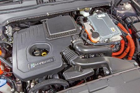 Ford Mondeo Hybrid, Motor