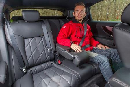 Infiniti QX70 5.0 S, Fondsitz