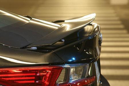 Lexus RC F Advantage, Heckspoiler