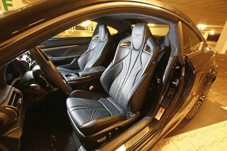 Lexus RC F Advantage, Fahrersitz