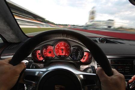 Porsche Panamera GTS, Lenkrad, Rundinstrumente