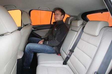Mazda CX-5 Skyaktiv-D AWD Sports-Line, Rücksitz, Beinfreiheit