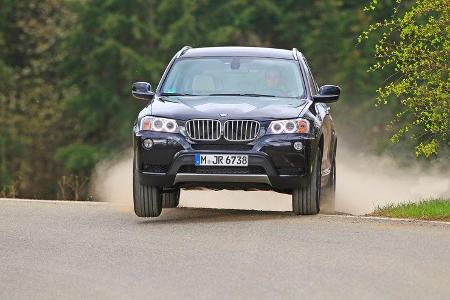 BMW X3 x-Drive 35d, Frontansicht, Feldstraße