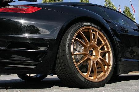 Der RST 600 LM soll an die Erfolge in Le Mans erinnern.