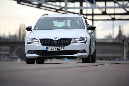 Skoda Superb Combi 2.0 TSI 4x4, Exterieur