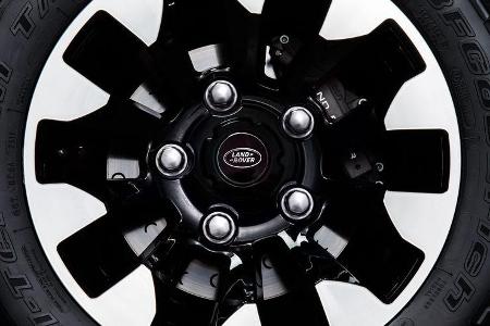 Land Rover Defender Works V8 – 70th Edition 2018