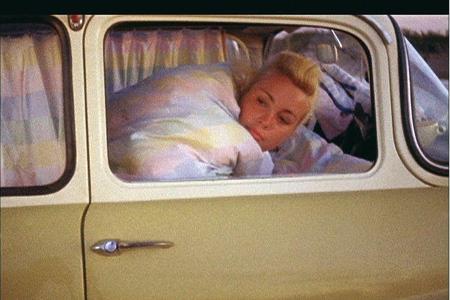 Hotel Goggomobil: Jeden Abend verwandelten die Reisenden ihr GefÃ¤hrtin ein Hotelzimmer â geruht wurde nicht in SchlafsÃ¤c...