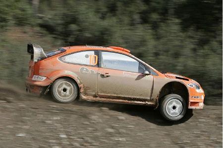 Da hatte sich Henning Solberg endlich weiter nach vorn gerobbt, da zickte die Kupplung am Focus.