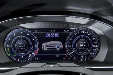 VW Passat Variant GTE, Interieur