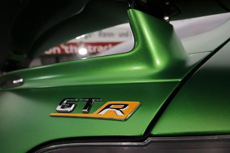 Mercedes-AMG GT R, Typenbezeichnung