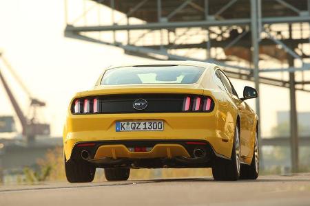 Ford Mustang 5.0 V