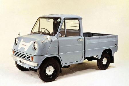 Mit dem T360 beginnt 1963 die automobile Karriere von Honda. Der Transporter wird von einem 360 ccm-Motor mit 30 PS angetrie...