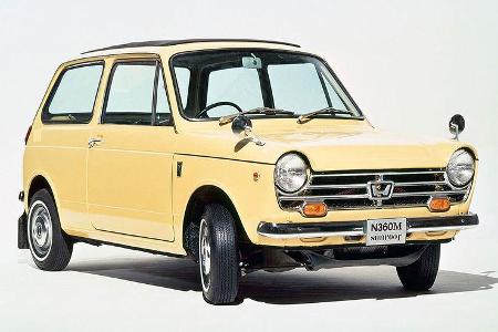 Verschiedene Versionen, auch mit Stoff-Faltdach, und poppige Farben sorgen für Abwechslung.