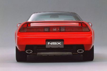 Als Antrieb wurde ein Dreiliter-V6 mit zwei obenliegenden Nockenwellen und der variablen Ventilsteuerung VTEC entwickelt. Er...