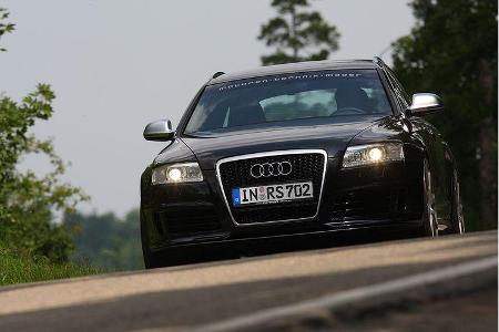 Es vergehen gerade mal 4,3 Sekunden für den Spurt auf Tempo 100.