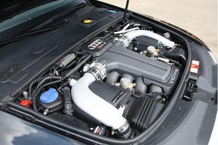 ... sorgen für summa summarum 702 PS und 785 Nm Drehmoment.