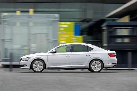 Skoda Superb 2.0 TSI 4x4 Seite