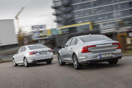 Skoda Superb 2.0 TSI 4x4, Volvo S90 T5 Heck