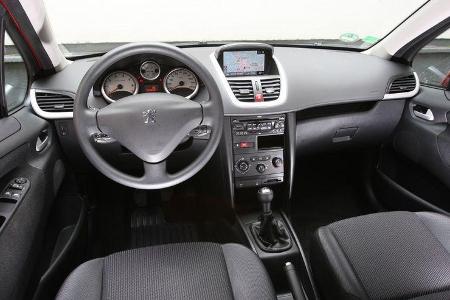 Peugeot 207 Vti, Cockpit