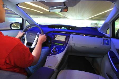 Toyota Prius Plugin, Cockpit
