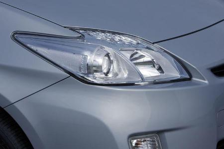 Toyota Prius Plugin, Scheinwerfer