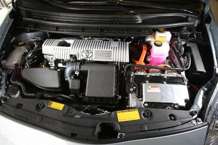 Toyota Prius Plugin, Motor
