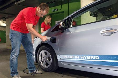 Toyota Prius Plugin, Steckdose