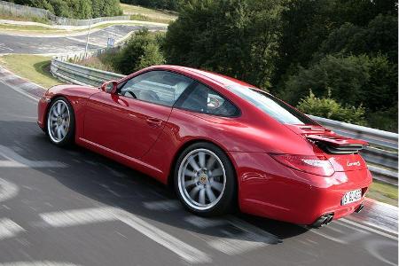 Der mit allem was gut und teuer ist ausgestattete Elfer repräsentiert einen Gegenwert von sage und schreibe 119.285 Euro.