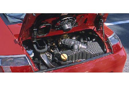 Man sieht nichts, aber hÃ¶rt es und spÃ¼rt es deutlich: Der Motor arbeitet wie seineluftgekÃ¼hlten Ahnen nun wieder mit 3,6 ...