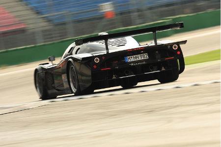 ... springt eine 1.07,6 Minuten heraus, neuer Rundenrekord.