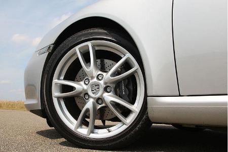 Die Standard-Bremse hinter den 18-Zöllern leistet hervorragende Arbeit.