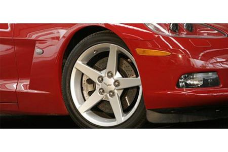 ...und der Verzicht auf die sonst üblichen Klappscheinwerfer schon eine Zäsur bedeuten