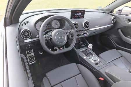 Audi S3 2.0 TFSI, Cockpit, Lenkrad