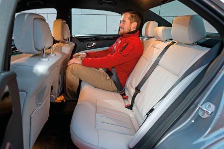 Mercedes E 350 Bluetec, Fondsitz, Beinfreiheit