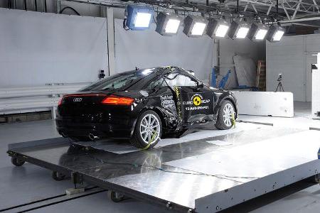 EuroNCAP-Crashtest 02/2015 Audi TT