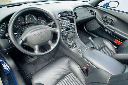 Das geht derart gekonnt von statten, dass die Corvette schon fast trotz ihrer Leistungsreserven mehr zum Schleichen denn zum...