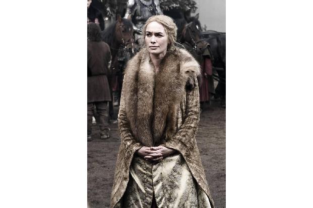 ...kennt man Lena Headey vor allem mit langen, blonden Haaren. Doch so trägt sie die Haare nur, wenn sie in die Rolle von 