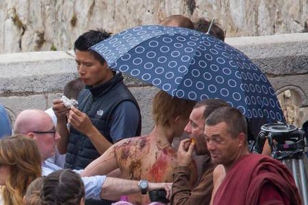 ...nicht mehr so lang sein wird wie sonst. Schließlich wurde die Haarpracht am Ende der fünften Staffel in einer dramatische...