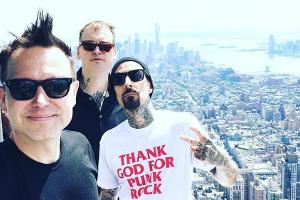 Blink 182 auf dem Empire State Building in New York