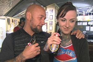 "Berlin - Tag & Nacht": Caro erhält einen besorgniserregenden Anruf von Daniel.