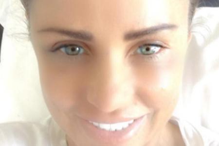 Selfie aus der Klinik: Katie Price