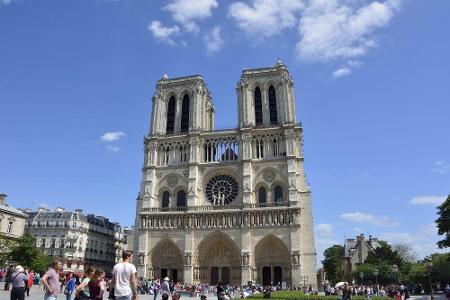 Paris hat gleich zwei EM-Stadien. Im Parc des Princes im 16. Arrondissement finden fünf Partien statt. Fans können sich in d...