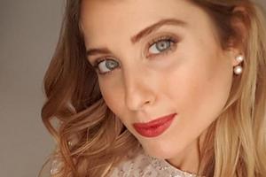 Cathy Hummels unterstützt ihren Mann Mats bei der EM in Frankreich live vor Ort