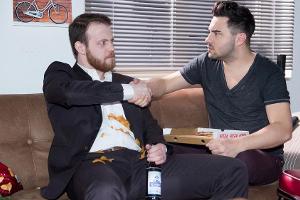 "Unter uns": Tobias (l.) und Easy stacheln sich gegenseitig zu einer gewagten Wette an: Drei Wochen Wildnis!