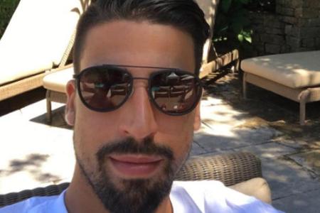 Sami Khedira tankt Sonne in Frankreich